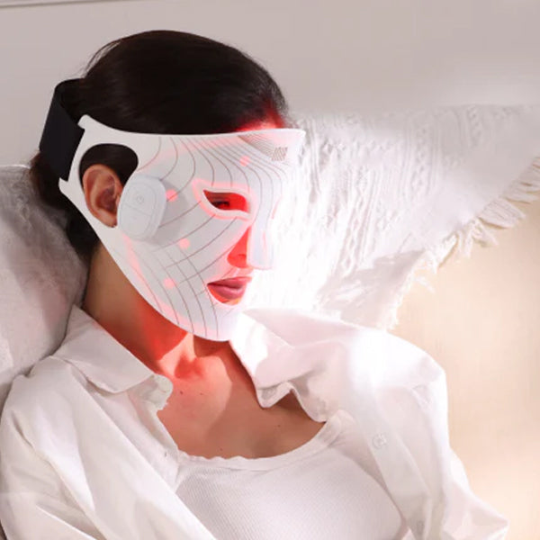 Can You Use a Red Light Therapy Mask the Right Way? All You Need to Know About Minixtec Wireless Red Light Therapy Mask